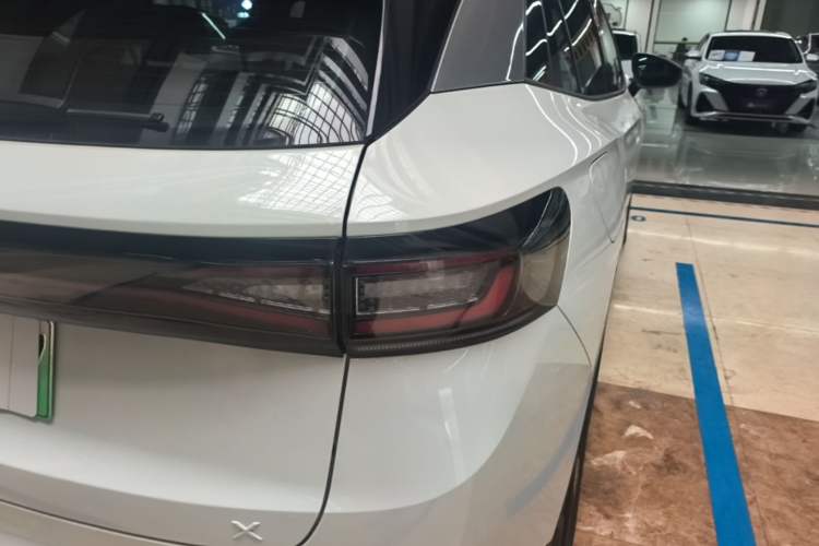 Used Volkswagen ID.4 X 2025 Smart Version Pure & Intelligent Enjoyment Edition Right Rear Taillight