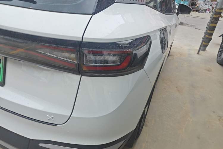 Used Volkswagen ID.4 X 2025 Smart Version Pure & Intelligent Enjoyment Edition Right Rear Taillight
