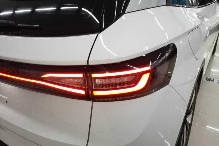 Used Volkswagen ID.4 X 2025 Smart Version Pure & Intelligent Enjoyment Edition Right Rear Taillight