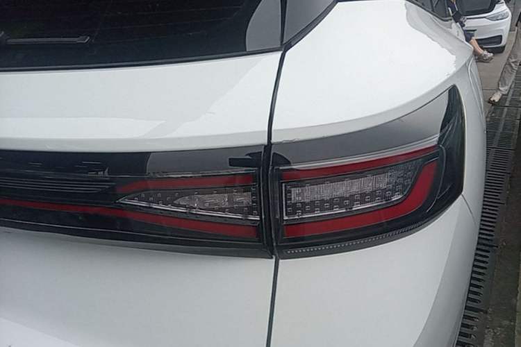 Used Volkswagen ID.4 X 2025 Smart Version Pure & Intelligent Enjoyment Edition Right Rear Taillight