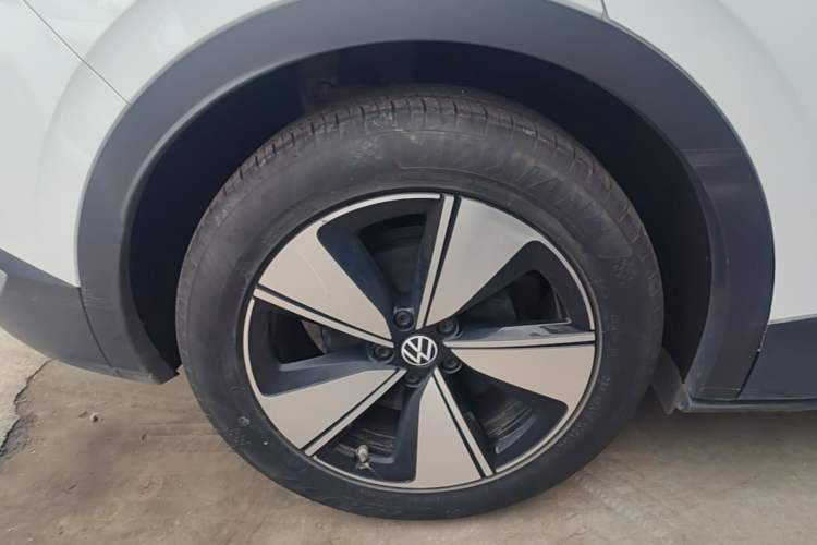 Used Volkswagen ID.4 X 2025 Smart Version Pure & Intelligent Enjoyment Edition Right Rear Wheel Hub