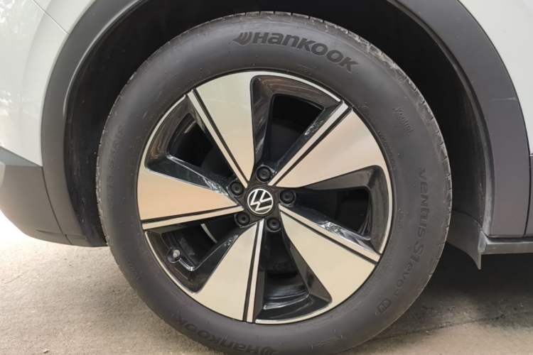 Used Volkswagen ID.4 X 2025 Smart Version Pure & Intelligent Enjoyment Edition Right Rear Wheel Hub