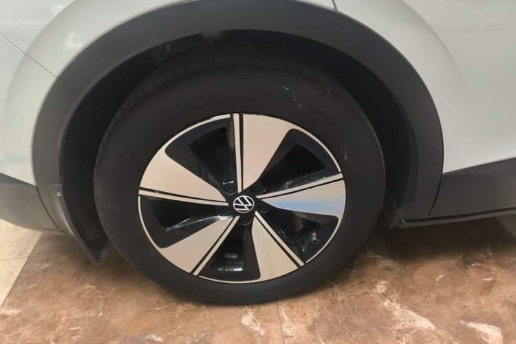 Used Volkswagen ID.4 X 2025 Smart Version Pure & Intelligent Enjoyment Edition Right Rear Wheel Hub