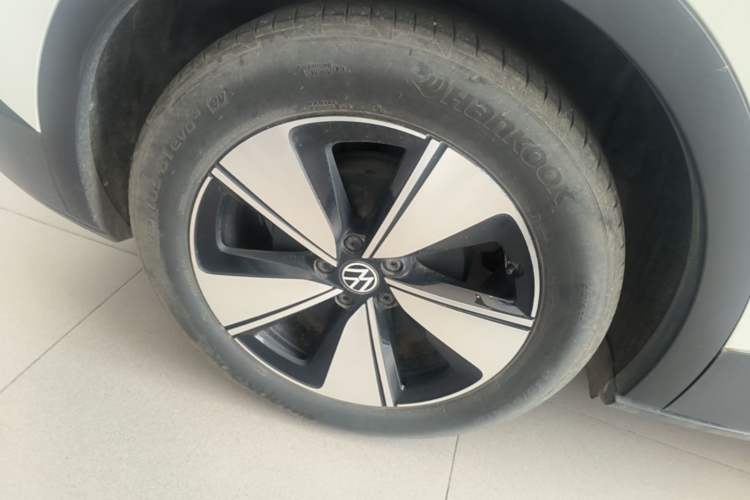 Used Volkswagen ID.4 X 2025 Smart Version Pure & Intelligent Enjoyment Edition Right Rear Wheel Hub