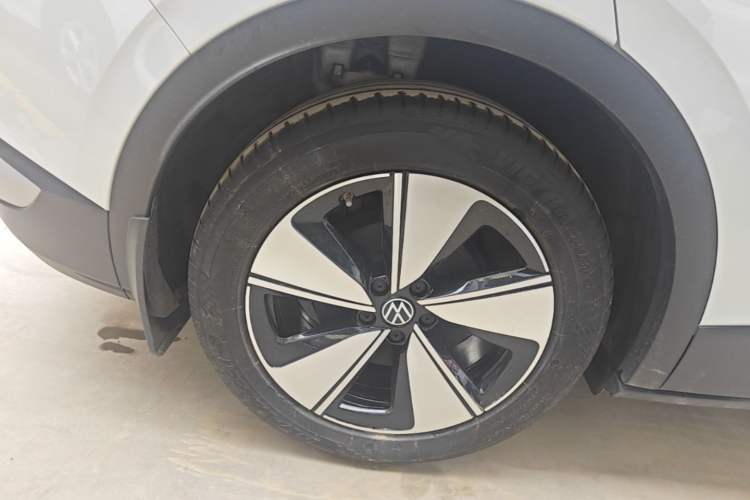 Used Volkswagen ID.4 X 2025 Smart Version Pure & Intelligent Enjoyment Edition Right Rear Wheel Hub