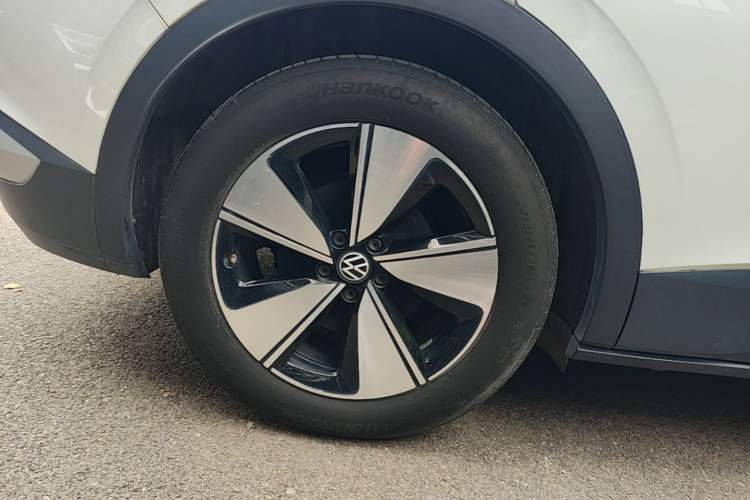 Used Volkswagen ID.4 X 2025 Smart Version Pure & Intelligent Enjoyment Edition Right Rear Wheel Hub