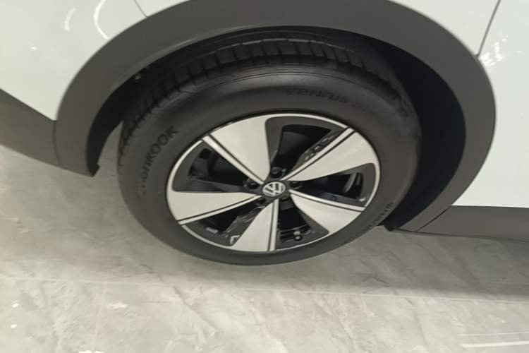 Used Volkswagen ID.4 X 2025 Revised Version Smart Edition Outstanding Grade Right Rear Wheel Hub