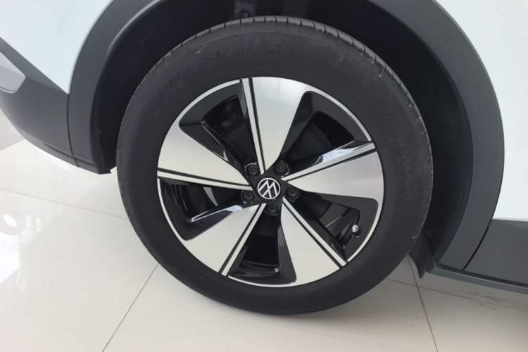 Used Volkswagen ID.4 X 2025 Smart Version Pure & Intelligent Enjoyment Edition Right Rear Wheel Hub