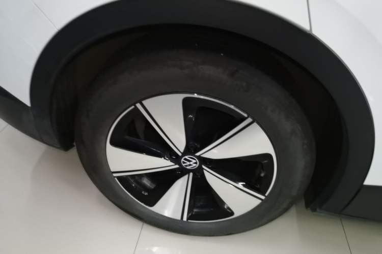 Used Volkswagen ID.4 X 2025 Smart Version Pure & Intelligent Enjoyment Edition Right Rear Wheel Hub