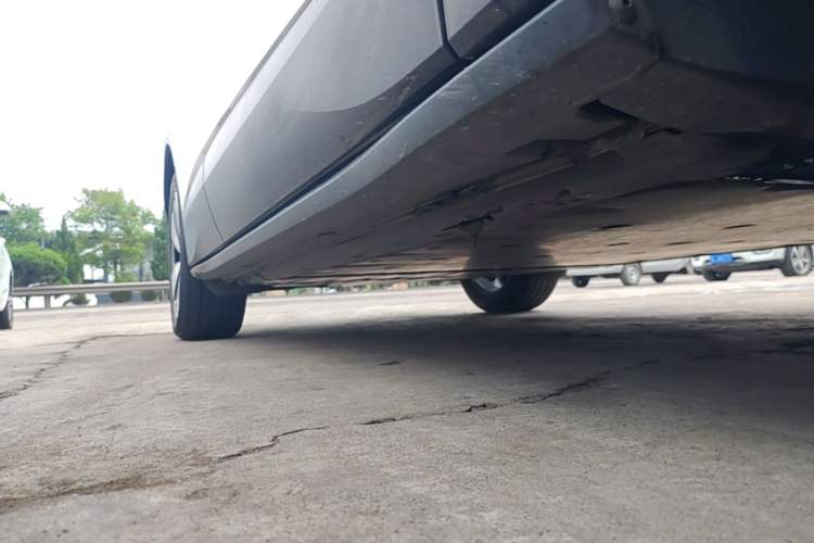 Used Volkswagen ID.4 X 2025 Smart Version Pure & Intelligent Enjoyment Edition Right Side Sill