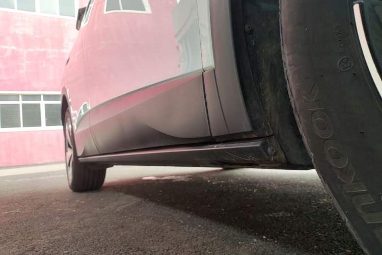 Used Volkswagen ID.4 X 2025 Smart Version Pure & Intelligent Enjoyment Edition Right Side Sill