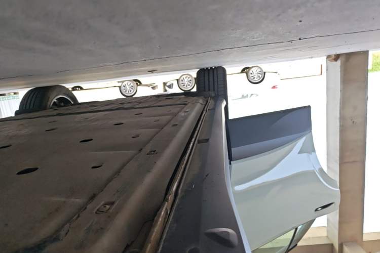 Used Volkswagen ID.4 X 2025 Smart Version Pure & Intelligent Enjoyment Edition Right Side Sill