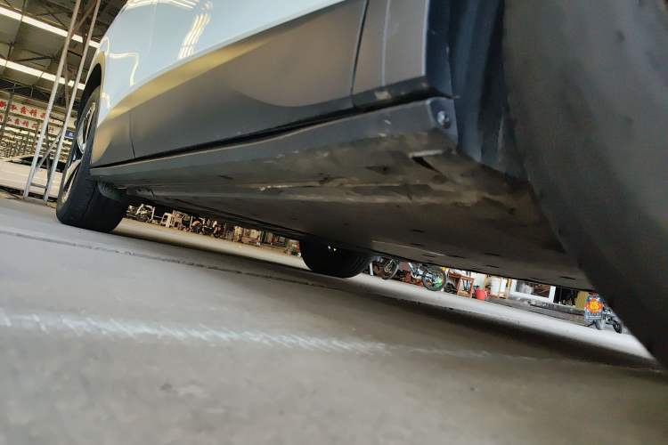 Used Volkswagen ID.4 X 2025 Smart Version Pure & Intelligent Enjoyment Edition Right Side Sill