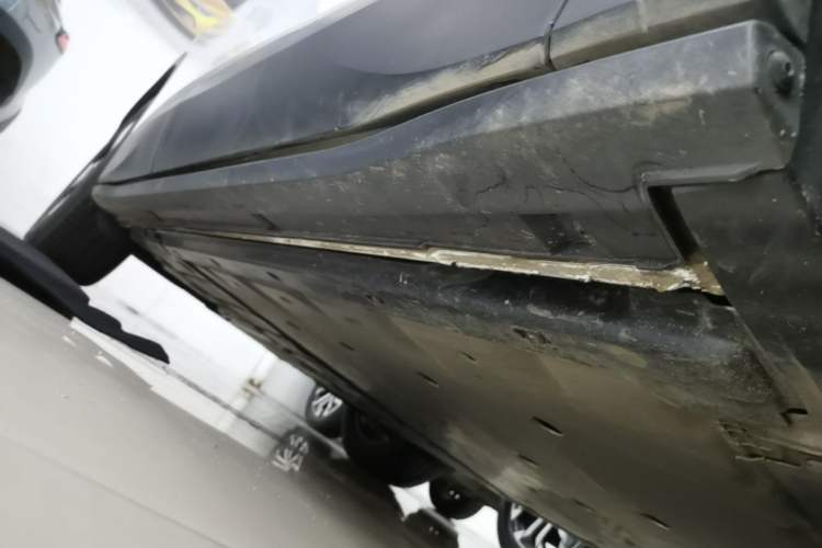 Used Volkswagen ID.4 X 2025 Smart Version Pure & Intelligent Enjoyment Edition Right Side Sill