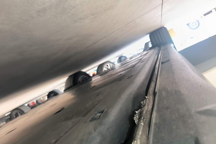 Used Volkswagen ID.4 X 2025 Smart Version Pure & Intelligent Enjoyment Edition Right Side Sill