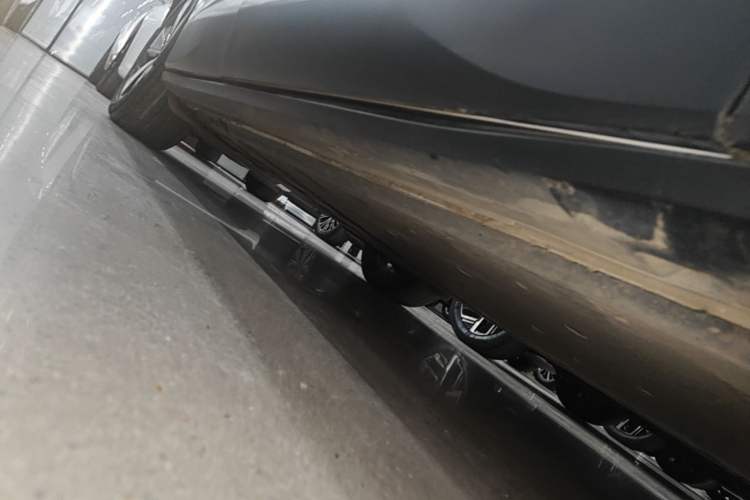 Used Volkswagen ID.4 X 2025 Smart Version Pure & Intelligent Enjoyment Edition Right Side Sill