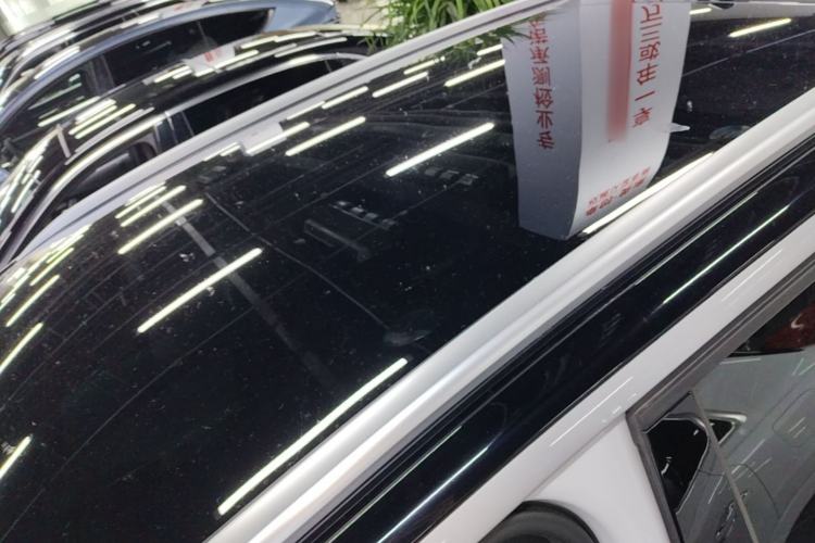 Used Volkswagen ID.4 X 2025 Smart Version Pure & Intelligent Enjoyment Edition Roof