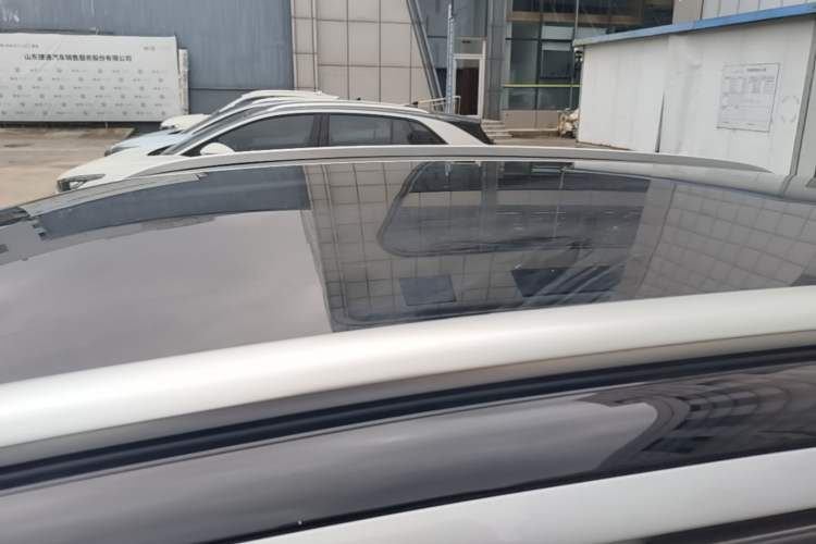 Used Volkswagen ID.4 X 2025 Smart Version Pure & Intelligent Enjoyment Edition Roof