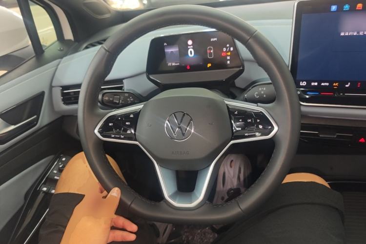 Used Volkswagen ID.4 X 2025 Smart Version Pure & Intelligent Enjoyment Edition Steering Wheel