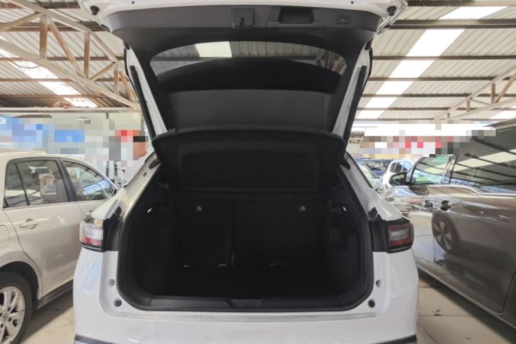 Used Volkswagen ID.4 X 2025 Smart Version Pure & Intelligent Enjoyment Edition Trunk