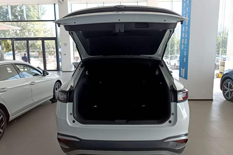 Used Volkswagen ID.4 X 2025 Smart Version Pure & Intelligent Enjoyment Edition Trunk