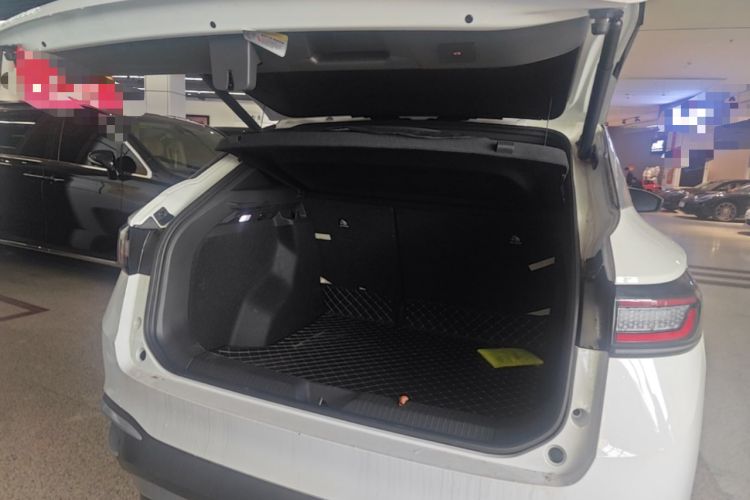 Used Volkswagen ID.4 X 2025 Smart Version Pure & Intelligent Enjoyment Edition Trunk