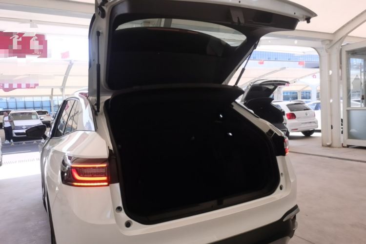 Used Volkswagen ID.4 X 2025 Smart Version Pure & Intelligent Enjoyment Edition Trunk
