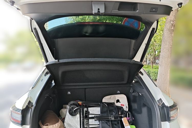 Used Volkswagen ID.4 X 2025 Smart Version Pure & Intelligent Enjoyment Edition Trunk