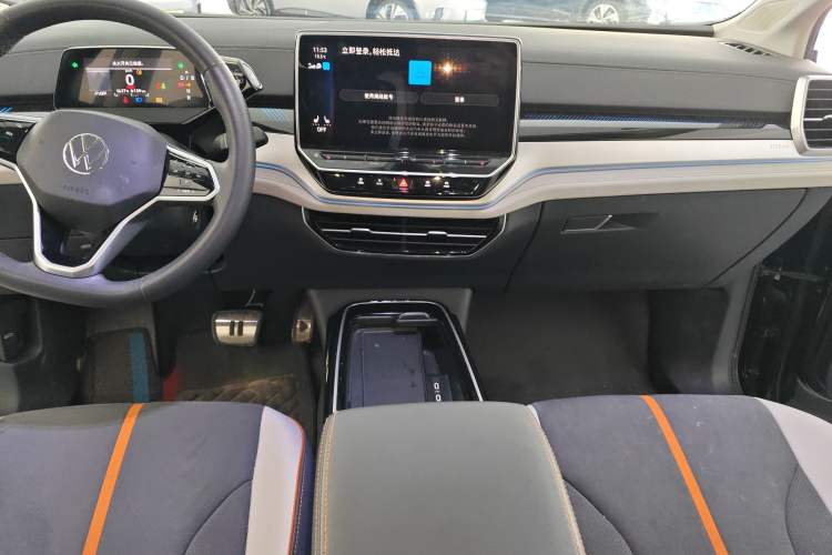 Used Volkswagen ID.6 CROZZ 2022 Long-Range PRO Edition Audio And AC Panel