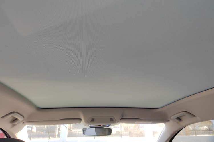 Used Volkswagen ID.6 CROZZ 2022 Long-Range PRO Edition Headliner