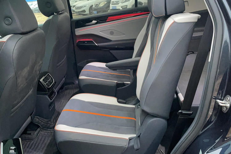 Used Volkswagen ID.6 CROZZ 2022 Long-Range PRO Edition Interior 1