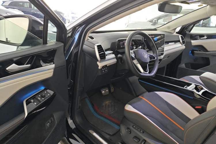 Used Volkswagen ID.6 CROZZ 2022 Long-Range PRO Edition Interior 3