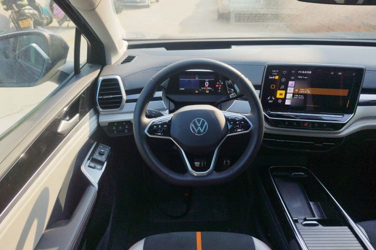 Used Volkswagen ID.6 CROZZ 2022 Long-Range PRO Edition Steering Wheel