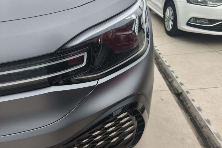 Used Volkswagen ID.6 CROZZ 2022 Long-Range Lite PRO Edition Left Front Headlight
