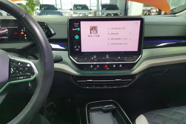 Used Volkswagen ID.6 CROZZ 2021 First Edition Audio And AC Panel