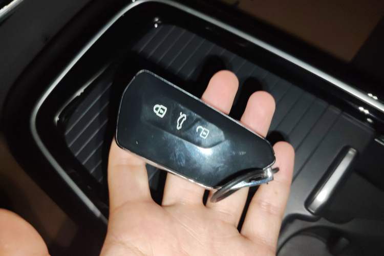 Used Volkswagen ID.6 CROZZ 2022 Long-Range Lite PRO Edition Vehicle Key