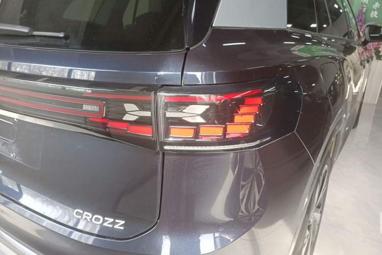 Used Volkswagen ID.6 CROZZ 2021 Long-Range PRO Edition Right Rear Taillight