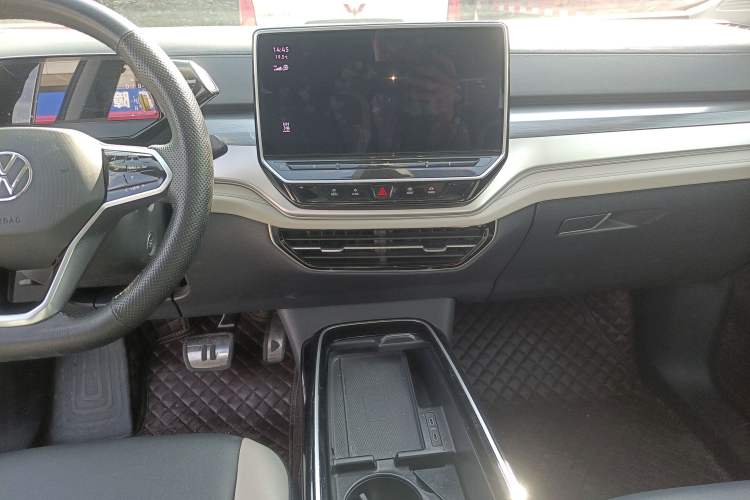 Used Volkswagen ID.6 CROZZ 2021 Standard Range PURE Edition Audio And AC Panel