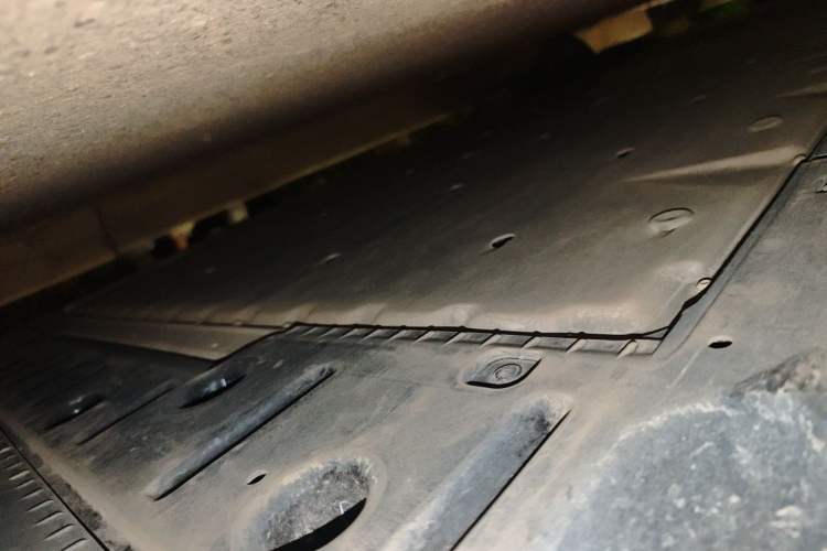 Used Volkswagen ID.6 CROZZ 2021 First Edition Chassis Rear Left