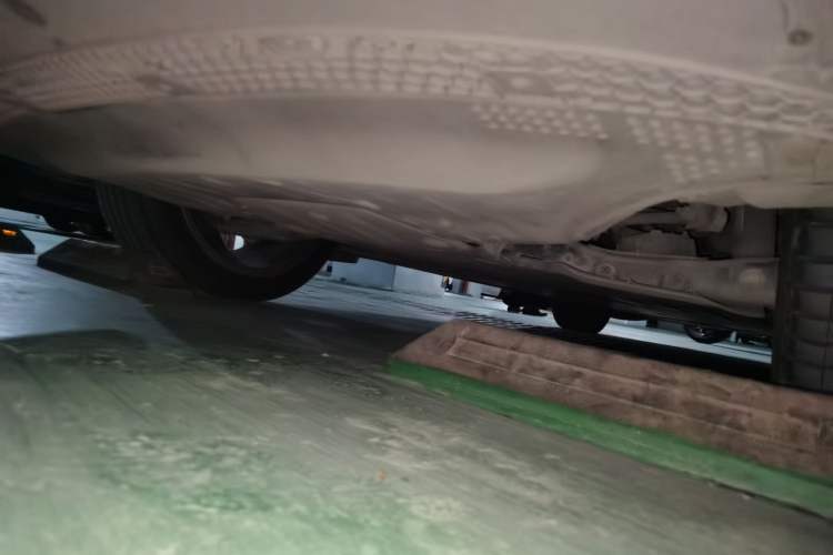 Used Volkswagen ID.6 CROZZ 2021 Standard Range PURE Edition Chassis Rear Right