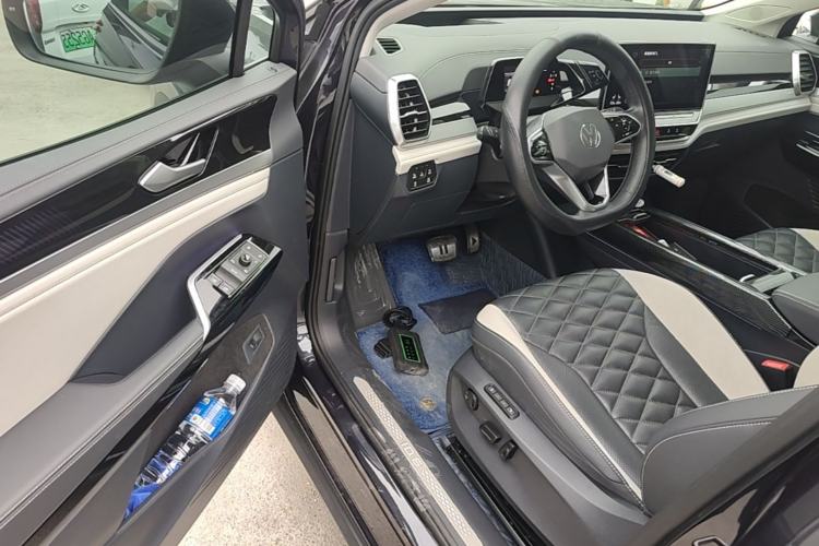 Used Volkswagen ID.6 CROZZ 2021 Long-Range PRO Edition Driver Seat