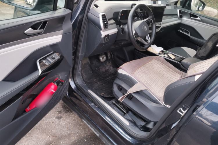 Used Volkswagen ID.6 CROZZ 2021 Long-Range PURE+ Edition Driver Seat