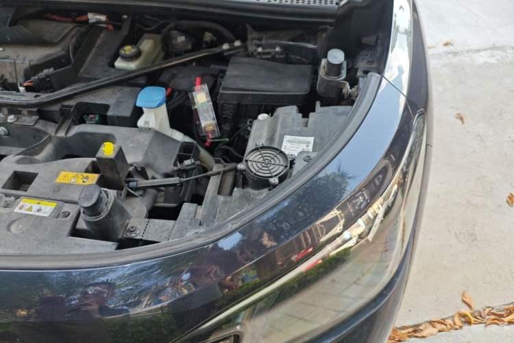 Used Volkswagen ID.6 CROZZ 2021 Long-Range PRO Edition Engine Bay Left