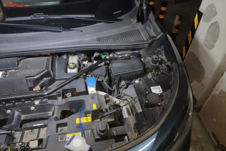 Used Volkswagen ID.6 CROZZ 2021 Long-Range PRO Edition Engine Bay Left
