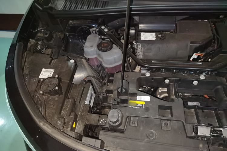Used Volkswagen ID.6 CROZZ 2021 High-Performance PRIME Edition Engine Bay Right