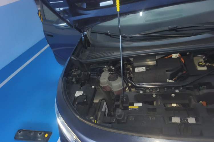 Used Volkswagen ID.6 CROZZ 2021 Long-Range PURE+ Edition Engine Bay Right