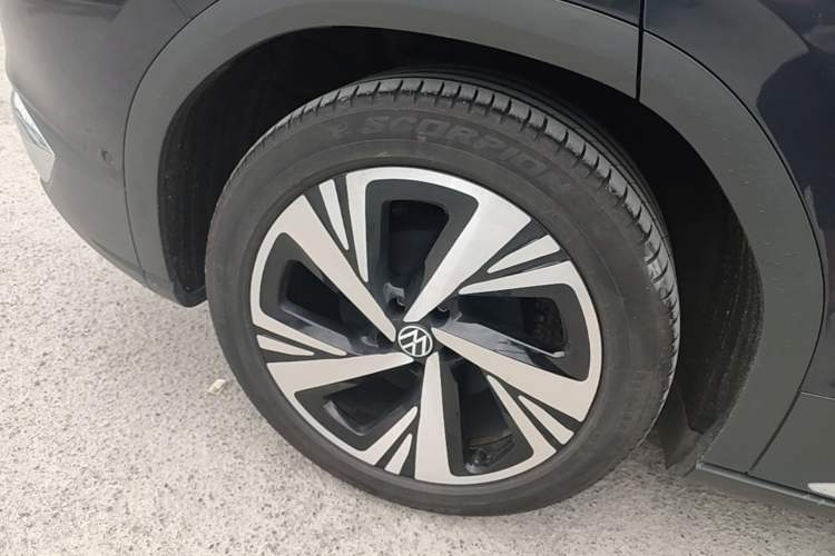 Used Volkswagen ID.6 CROZZ 2021 Long-Range PRO Edition Exterior 5