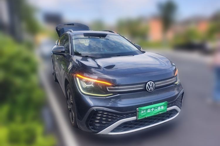 Used Volkswagen ID.6 CROZZ 2021 Long-Range PRO Edition Front Right 45 Deg
