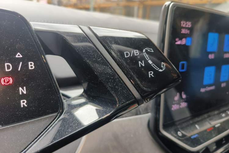 Used Volkswagen ID.6 CROZZ 2021 Long-Range PRO Edition Gear Lever