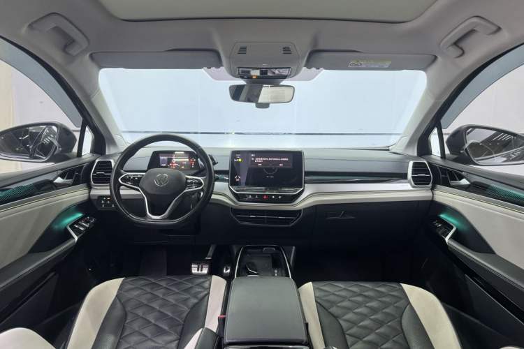 Used Volkswagen ID.6 CROZZ 2021 Long-Range PRO Edition Interior 1